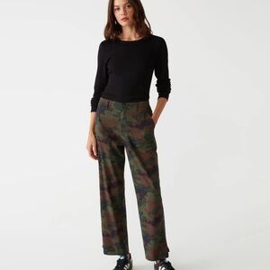Michael Stars Green & Brown Camo Straight Leg Pants